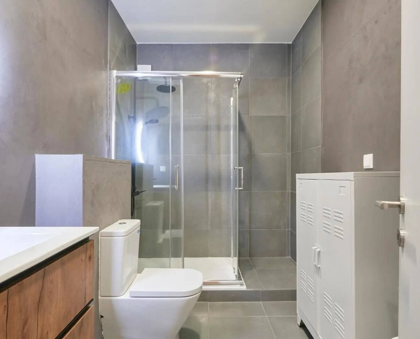 Modern 2 Bed Apt In Campolide Near Amoreiras Lisboa Portugália